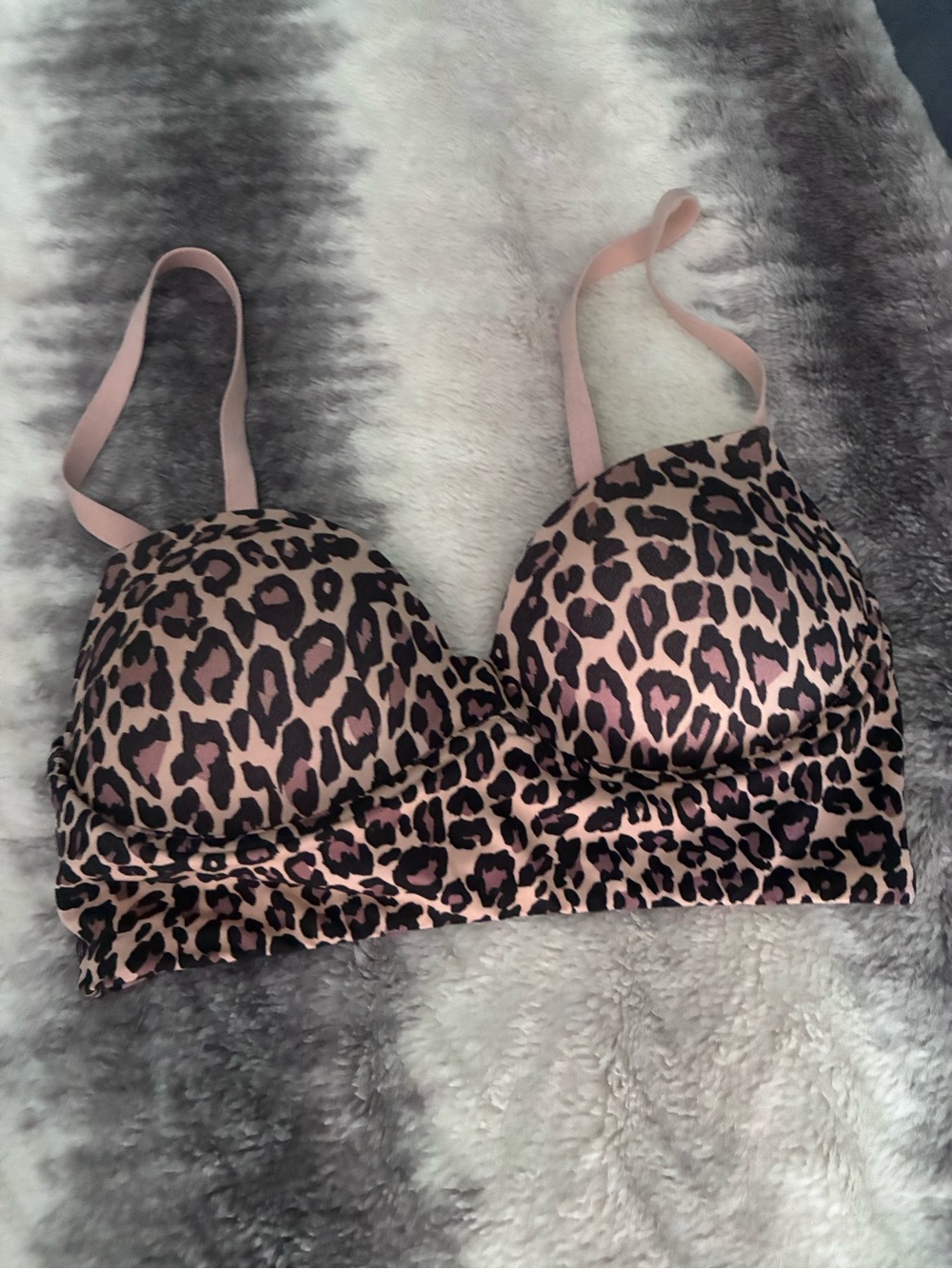 Leopard-Print Padded Bra in Pink